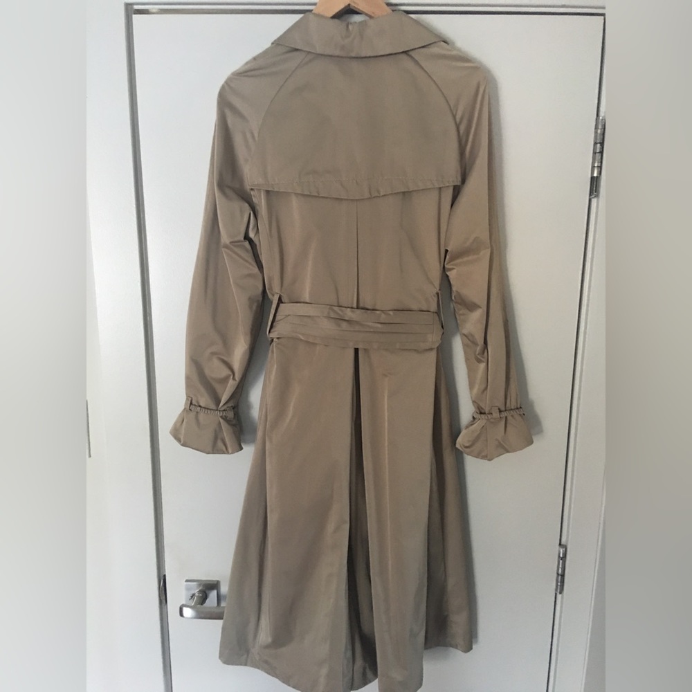 Escada rain coat - Picture 2 of 2